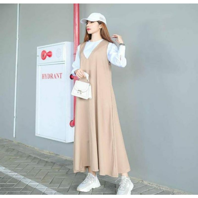 Overall basic v neck