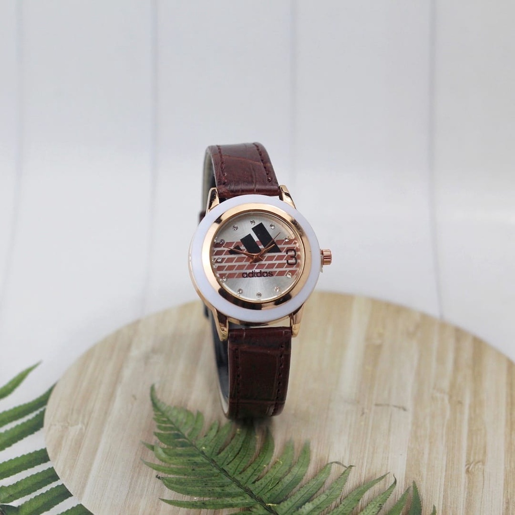 Jam tangan wanita Fashion bulat tali kulit