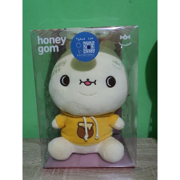 Twotuckgom official sitting doll