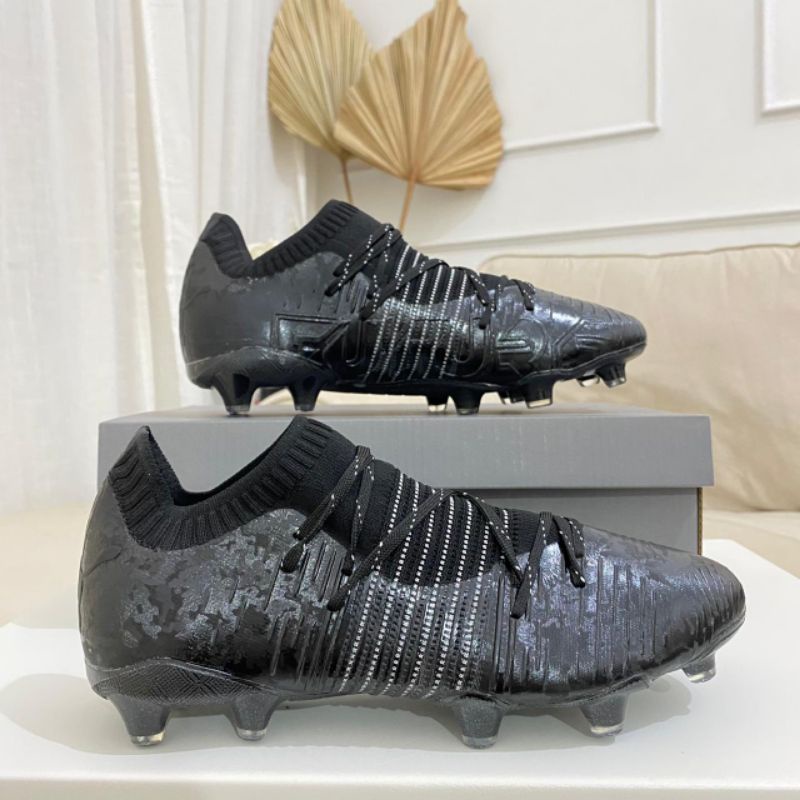 Sepatu Bola Puma Future Z Eclipse Black Out FG