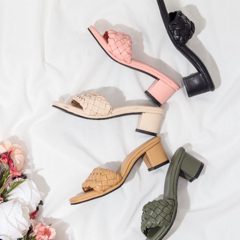 BOTTEGA DRANATHA HEELS WANITA