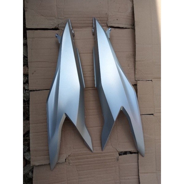 cover body belakang kanan kiri beat led new k1a 2021 silver ori