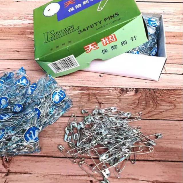 Peniti Lswan / safety pins / peniti swan kemasan plastik