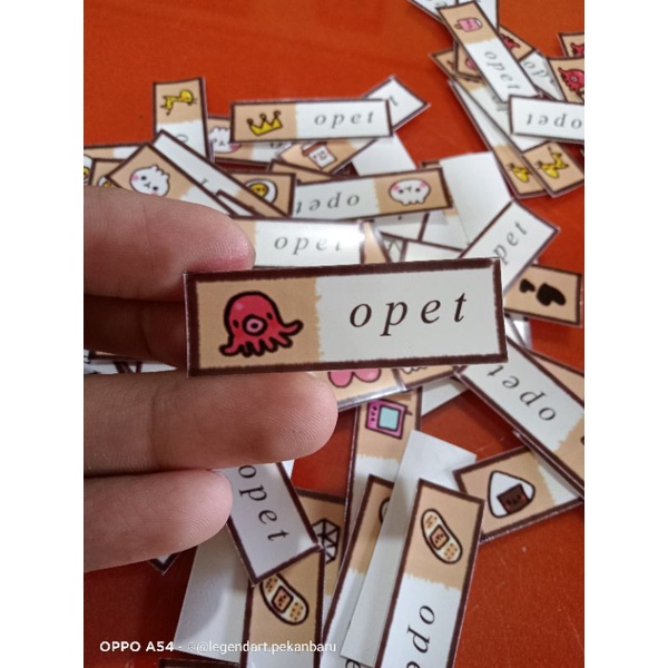 

Stiker Nama Anak + Karakter + Foto - Free Desain