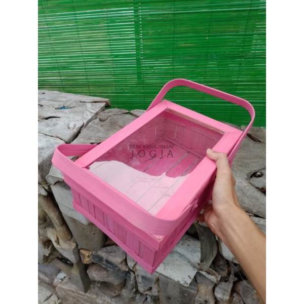 

Keranjang bambu pink 30x20 mika/Hadiah/Seserahan/Kado/Makanan/Wafer/Lebaran/Wadah/Hampers/Pesta/Properti/Murah/Sembako/Besek/Bingkisan/Parcel/Imlek/Natal