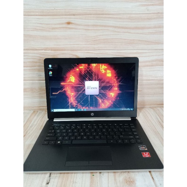 Laptop HP 14s-Dk0075au AMD Ryzen 5-2500u 8Gb/256gb ssd Vega 8
