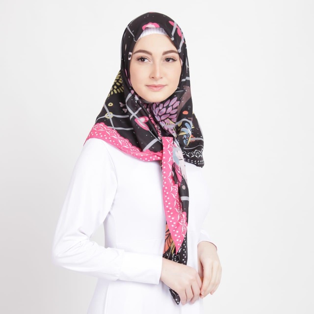 Diiva Scarf 70