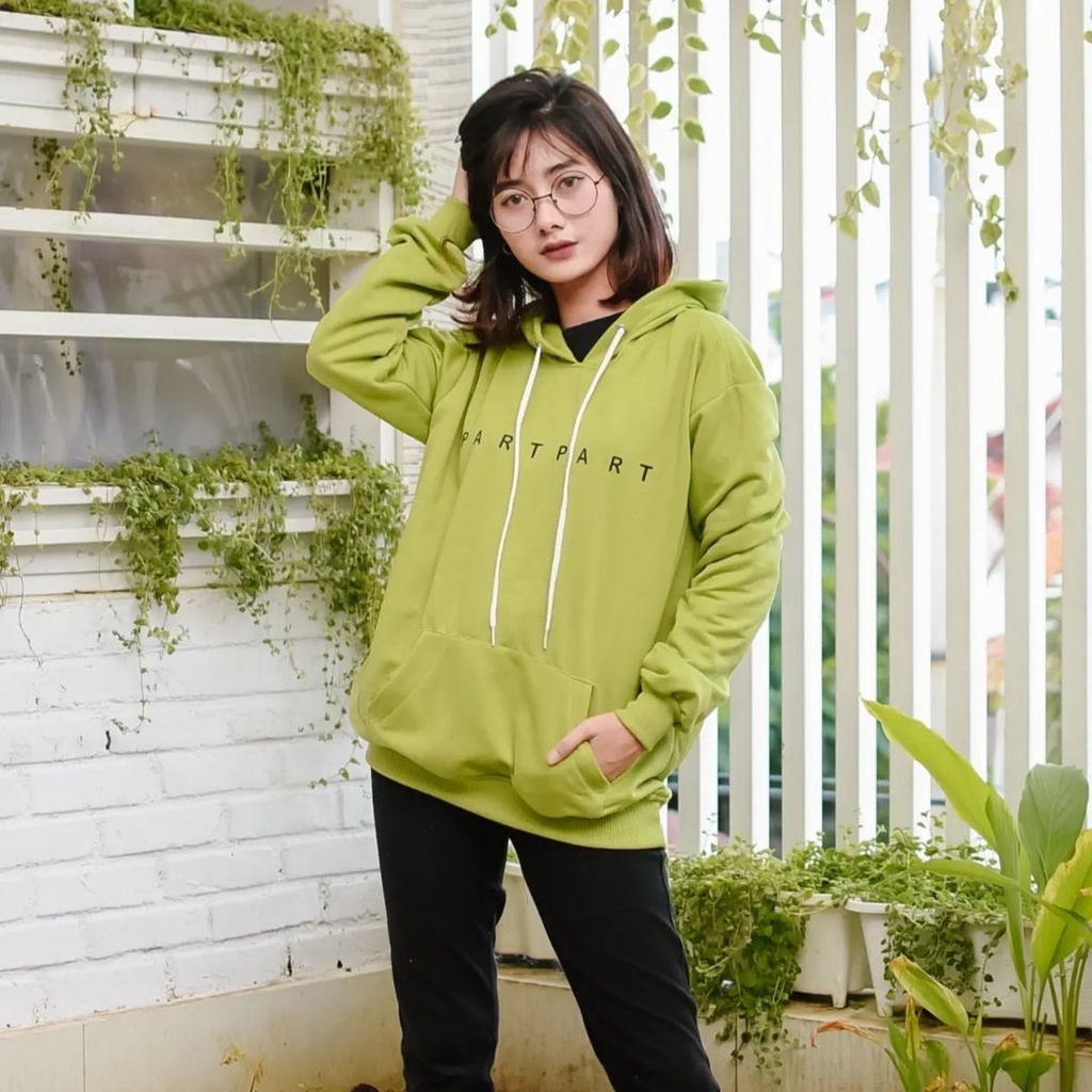 Zanah Hoodie Lettering Partpart Bahan Pleece Korean Style Terbaru