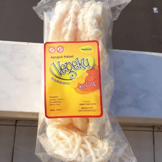 

Kerupuk - Krupuk Keriting Besar Vegeku Vegan & Vegetarian