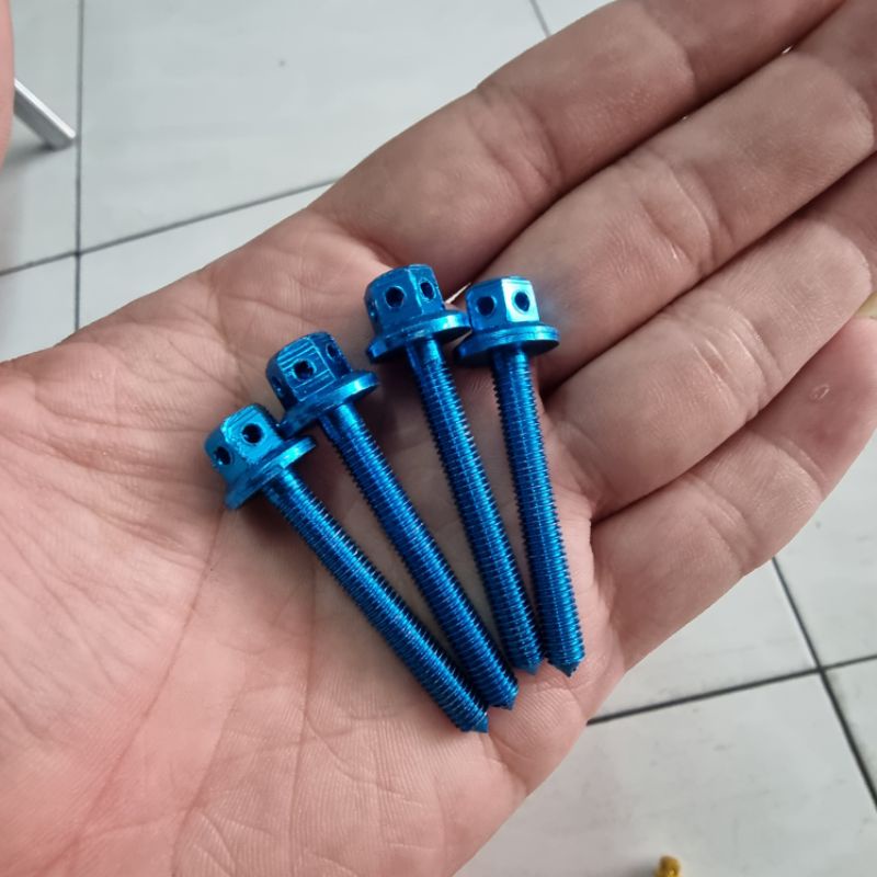 Baut visor probolt nmax lexi aerox panjang baut visor nmax lexi aerox 4 pcs