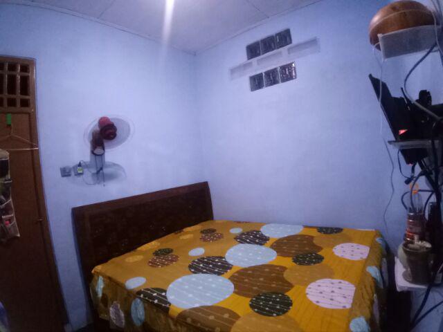 Dipan Jati Minimalis Ukiran Motif Donat