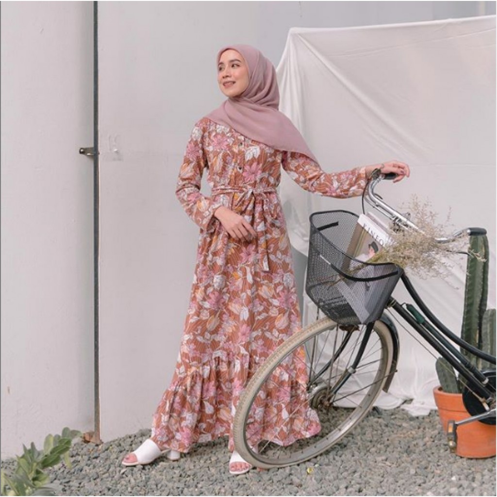Tropical Dress Vanilla Hijab