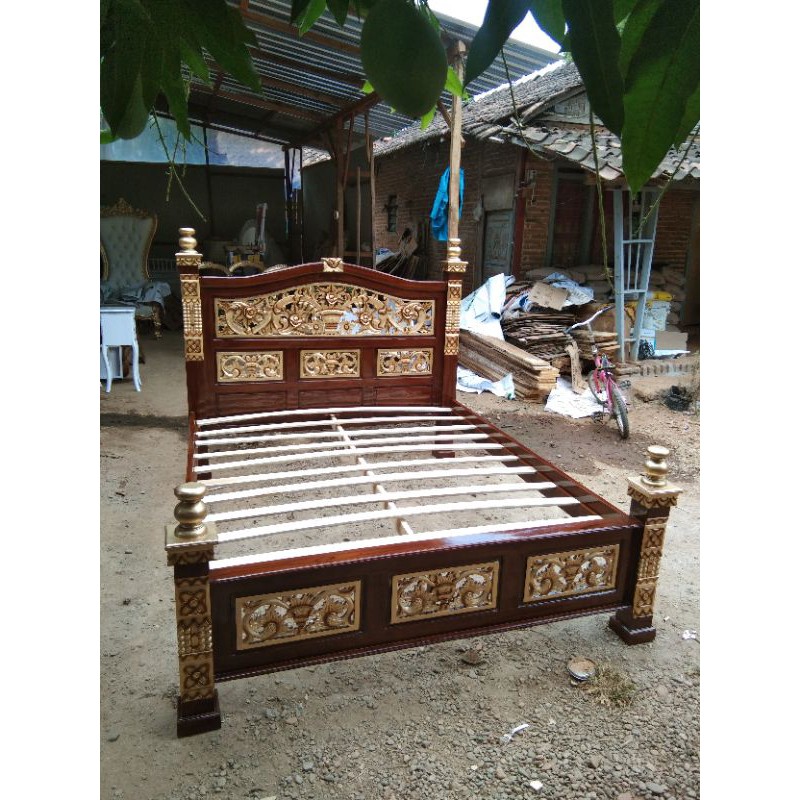 dipan rahwana ukir/ranjang ukir jepara