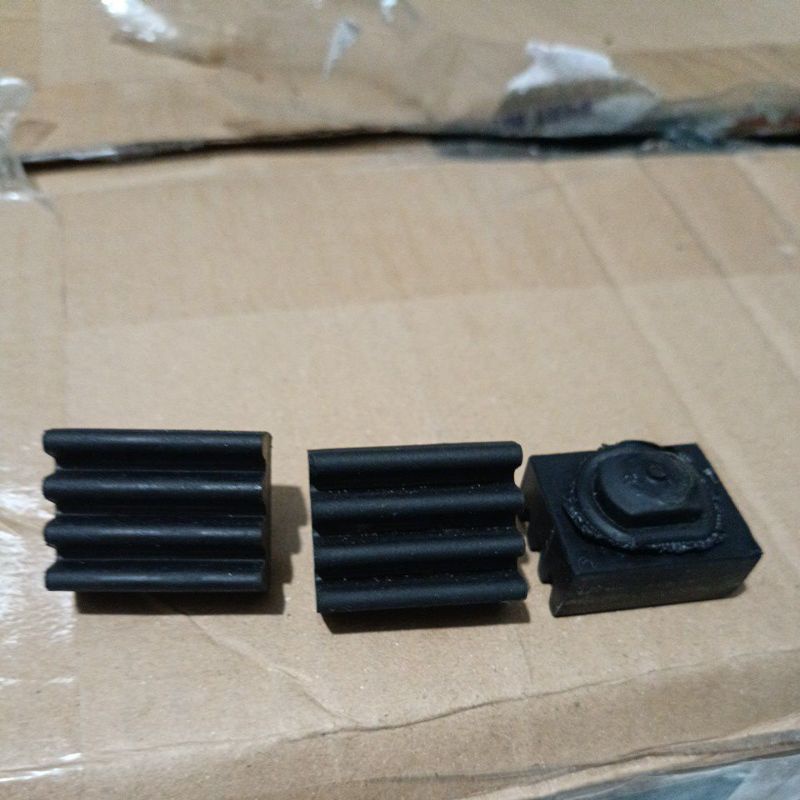 Karet Tahanan Standar 2 Tengah Beat, Scoopy, Vario 110 Original Honda Aksesoris Motor Tahan Lama