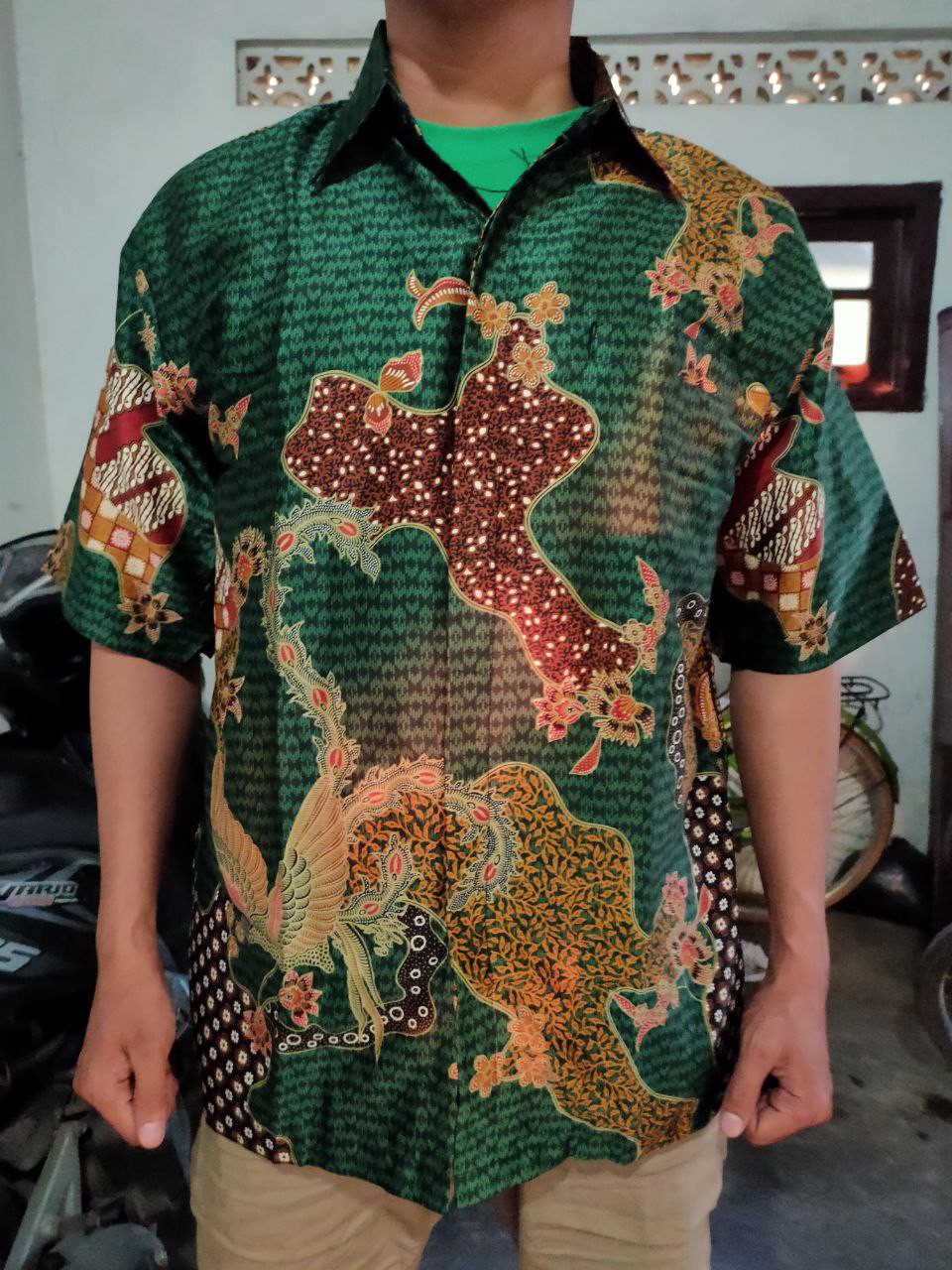 Kemeja Batik Semi Sutra Silky Premium Puring Istimewa