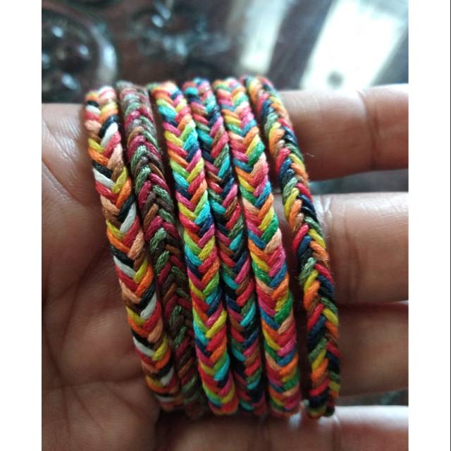 gelang tali kulit kepang