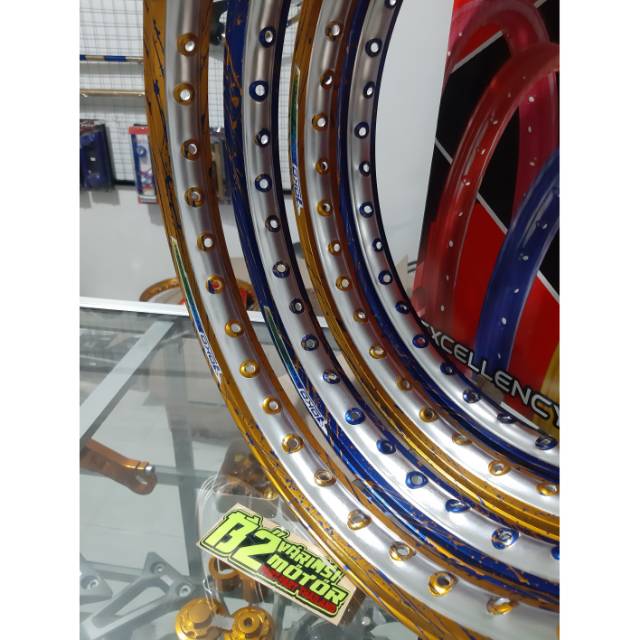 Velg YOKO 140-17 RATA MOTIF STROM CROT
