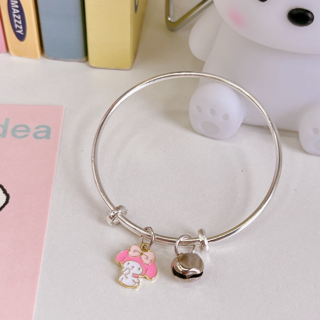 Gelang Bangle Alloy Lapis Silver Dengan Liontin Bentuk Anjing / Kelinci Untuk Wanita