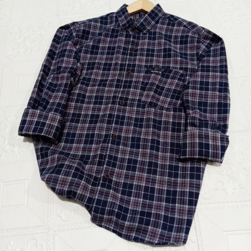 Kemeja flanel lengan panjang unisex motif kotak-kotak LD 106 cm