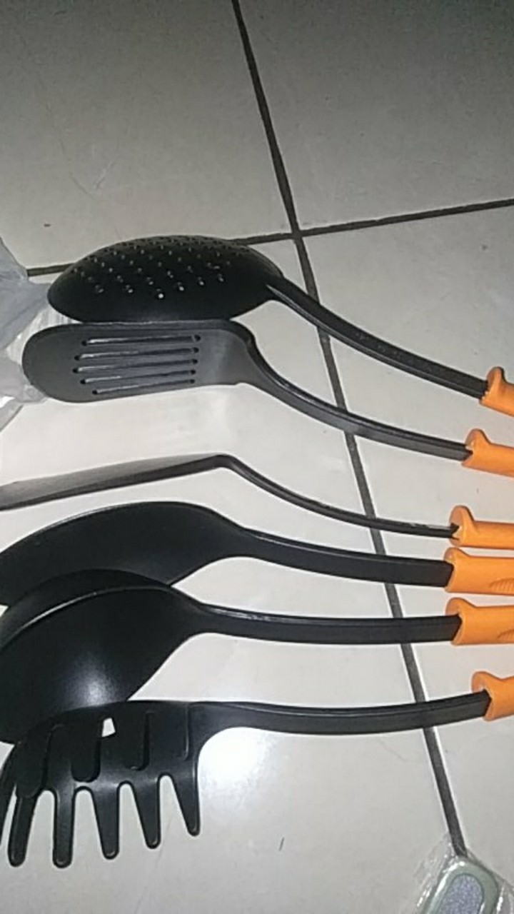 Alat Masak Spatula Set 6 Warna