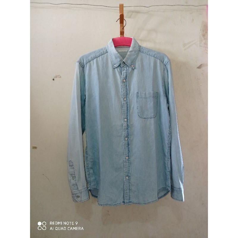 Kemeja Denim Brand GU Uniqlo Size M - RF