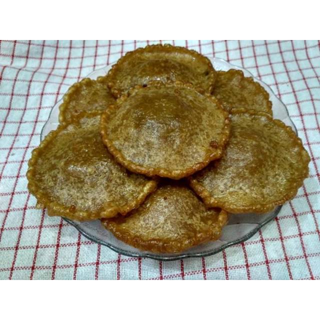 

Kue cucur gula aren tepi garing