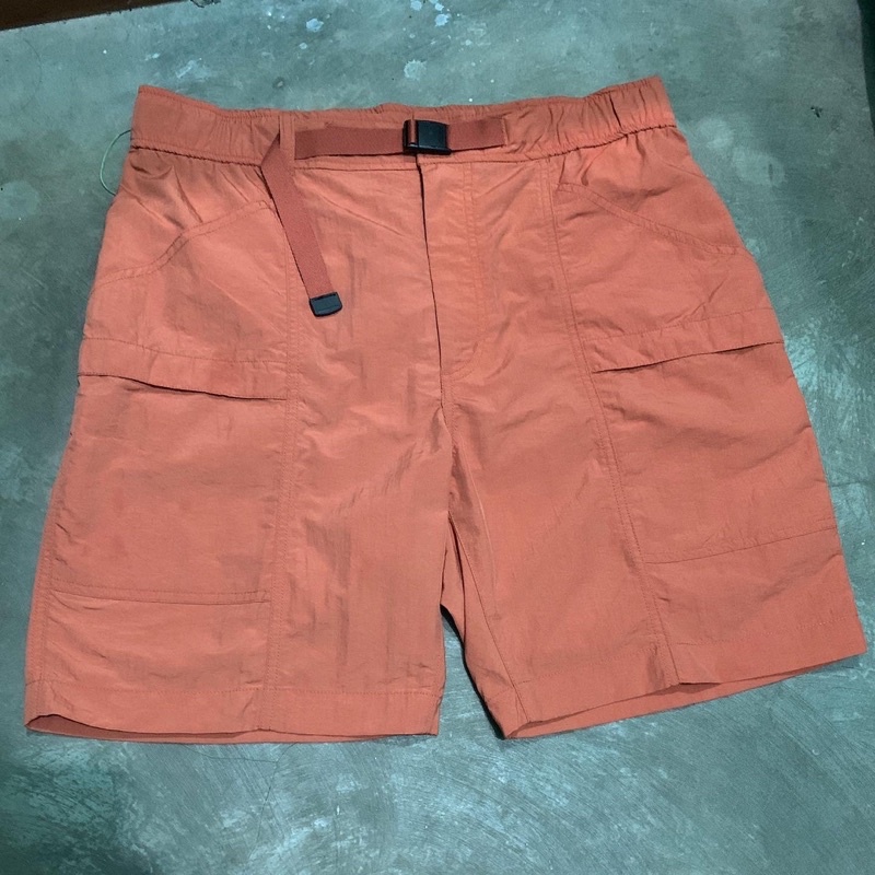 Uniqlo Utility nylon geared short pants Orange