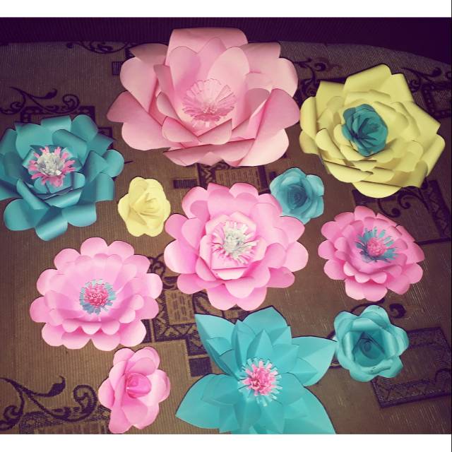 

PAPER FLOWER PAKET 12 BUNGA