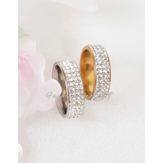 Ready Import Cincin Titanium Full Permata Perhiasan Antikarat Impor Cincin Antikarat Single Couple Titanium Gold Silver Pria wanita Bestquality