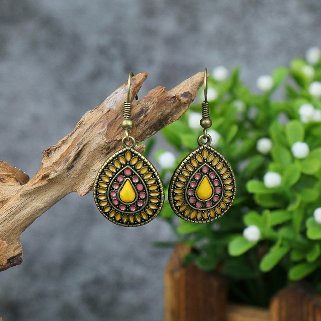 Hu Hu Hu Hu Hu Alat Bantu Pasang Kacamata♡ 1 Pasang Anting Gantung Bentuk Tetesan Air Aksen Glitter Gaya Bohemia Untuk Wanita