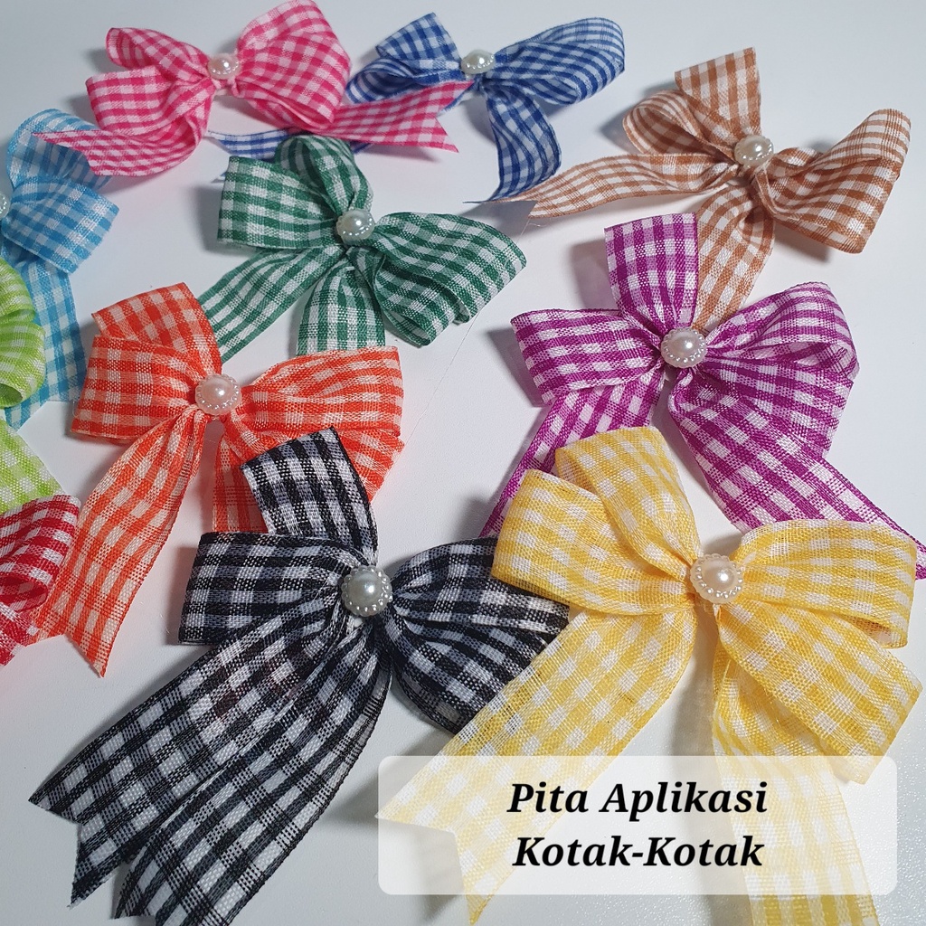 

Pita Aplikasi Mutiara / Pita Hampers / Pita Jadi Siap Pakai untuk Kado Hadiah Ulang Tahun Seserahan Dus Gift Box Pita Satin Pita Kotak-Kotak