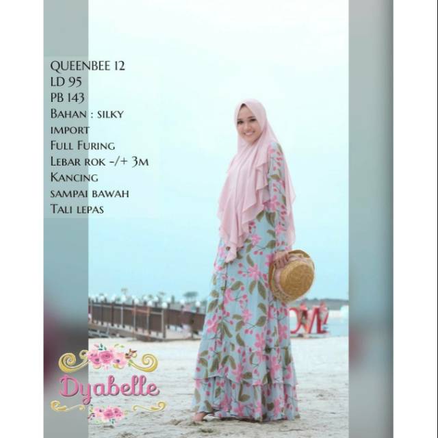Queenbee 12 by Dyabelle