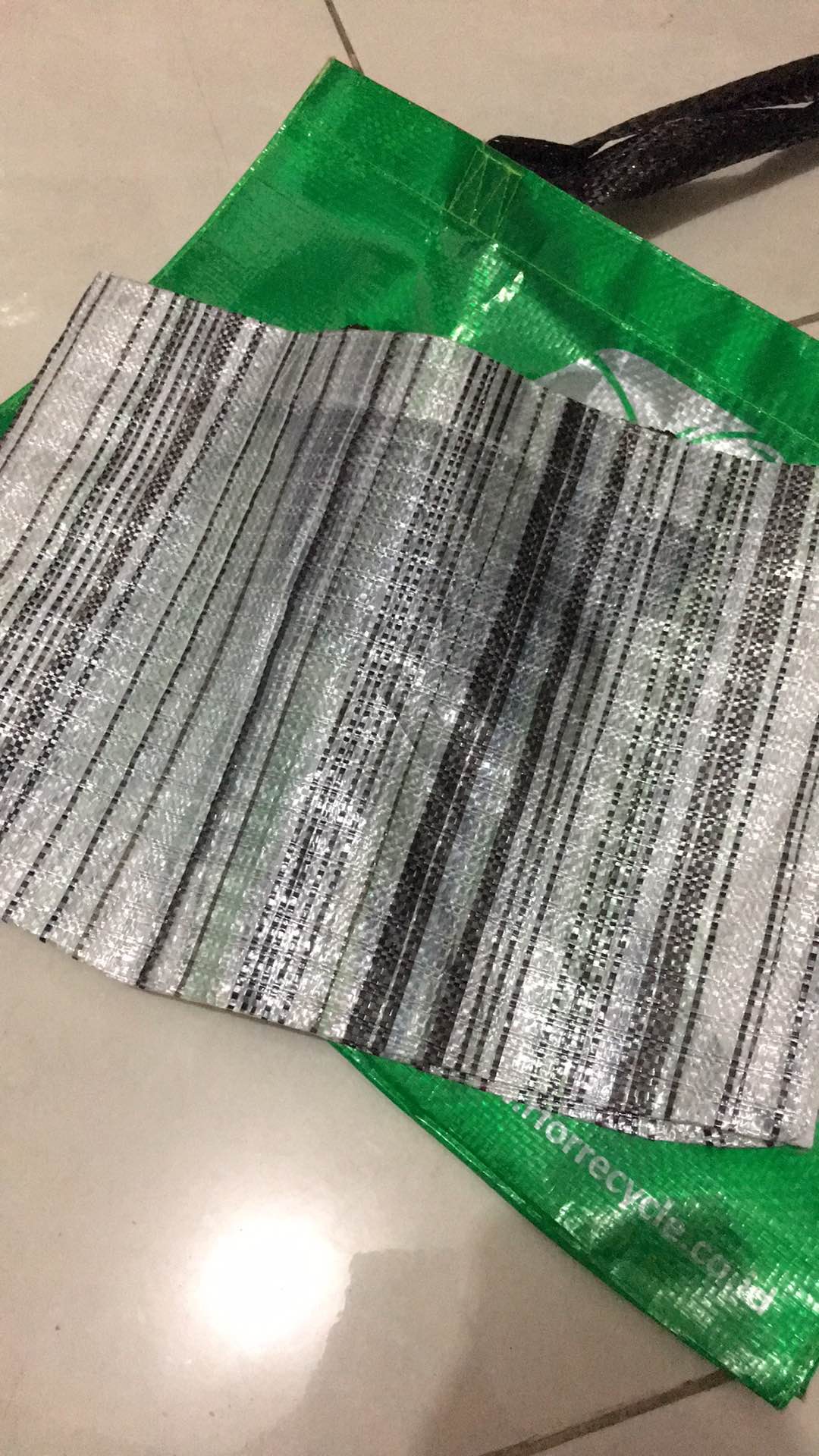 Tas Belanja Motif Mix - Medium (ramah Lingkungan, Daur Ulang, Reusable)