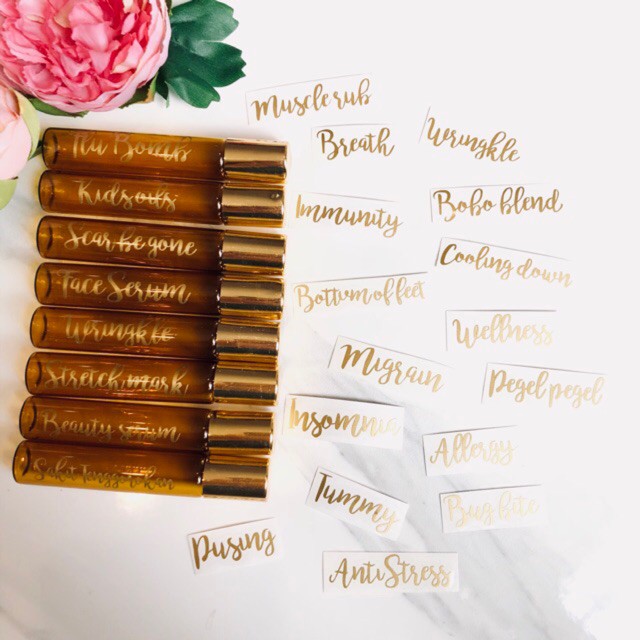 

Stiker gold 1pcs (tolong tulis pilihan nama di notes)