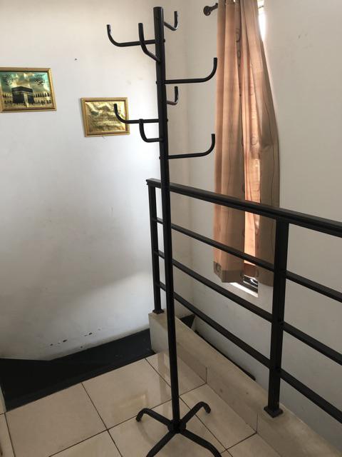 Cloth Hanger Gantungan Jas Jaket Topi Tas Standing