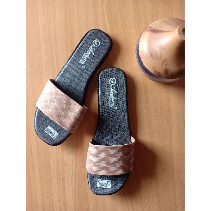 Sandal selop Wanita &quot;Andani collection&quot; Mocca