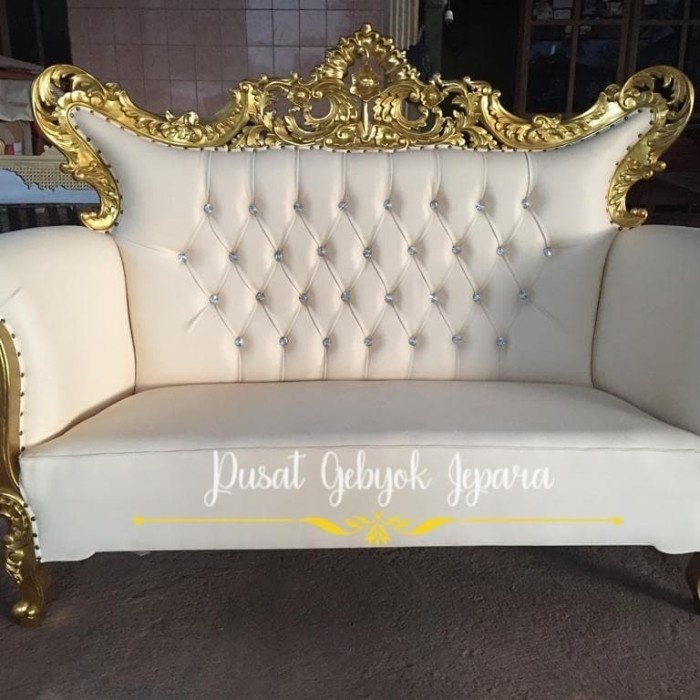 KURSI DEKORASI PELAMINAN KERANG KOMBINASI WINGS C