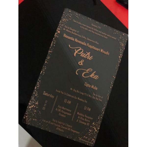 undangan akrilik/acrylic invitation/kartu undangan akrilik/undangan akrilik murah/undangan pernikaha