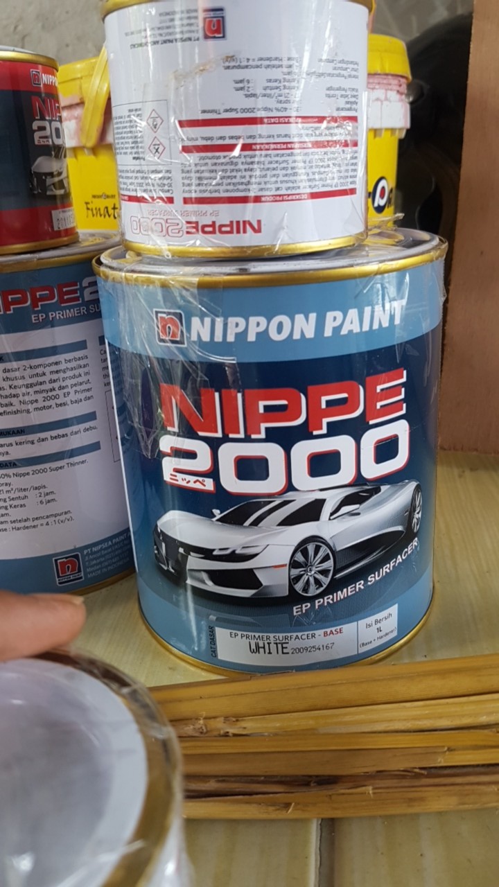 Nippe 2000 Primer Epoxy Abu / Putih Surfacer Cat Dasar 2 Komponen 1lt+200ml