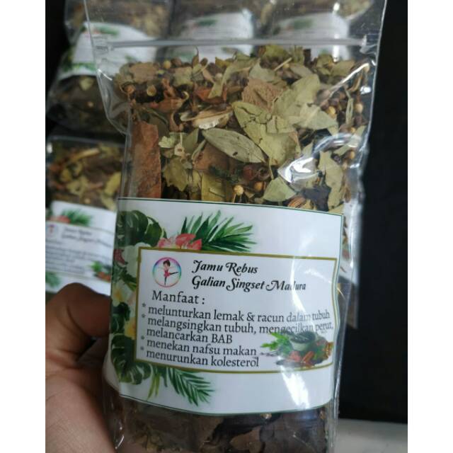 

Jamu rebus / jamu galian singset madura / jamu godog