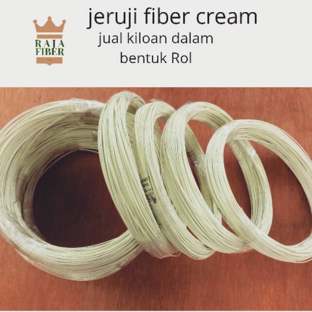 Jeruji fiber putih gading/cream