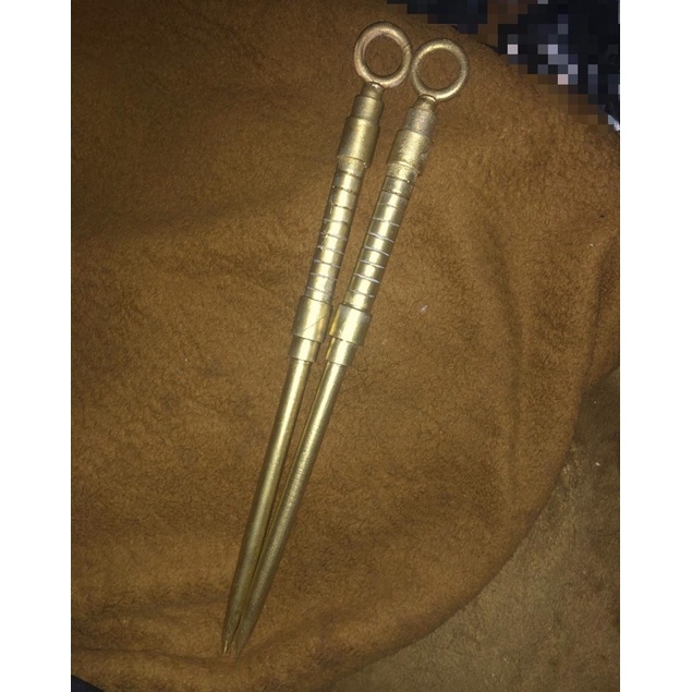 Yor forger weapon