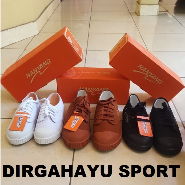 SEPATU TAKRAW NANYANG ORIGINAL THAILAND WARNA COKLAT PUTIH HITAM