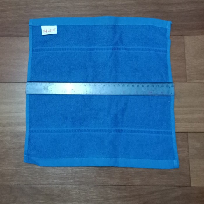 Handuk Muka / Sapu tangan Mutia Warna Polos 30 x 30