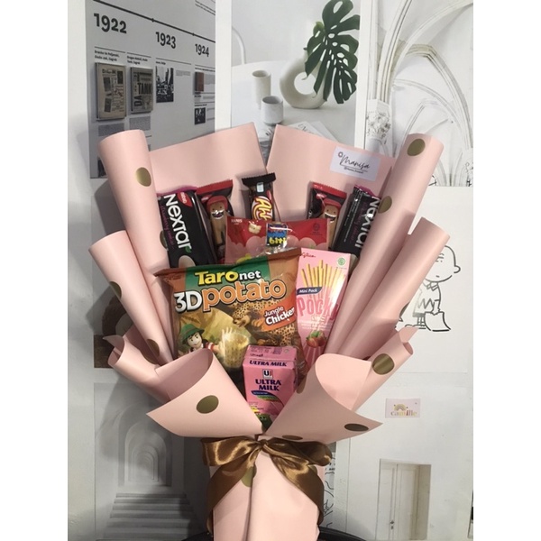

Buket Snack custom / Bouquet Wisuda