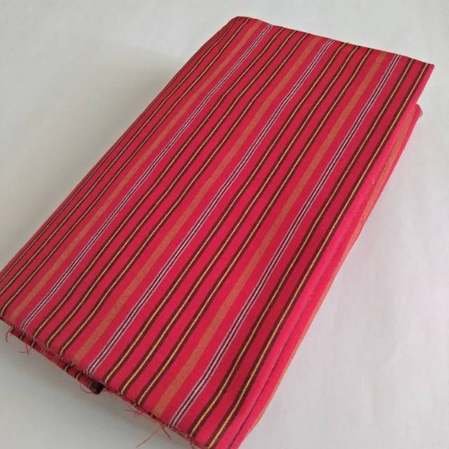 kebaya wanita Kain batik tenun Lurik - Merah Margaria