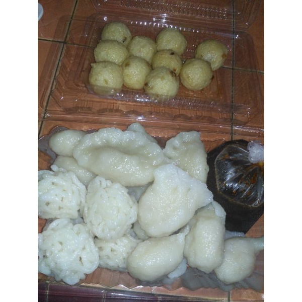 

Pempek Ikan Gabus / Tenggiri Asli Palembang