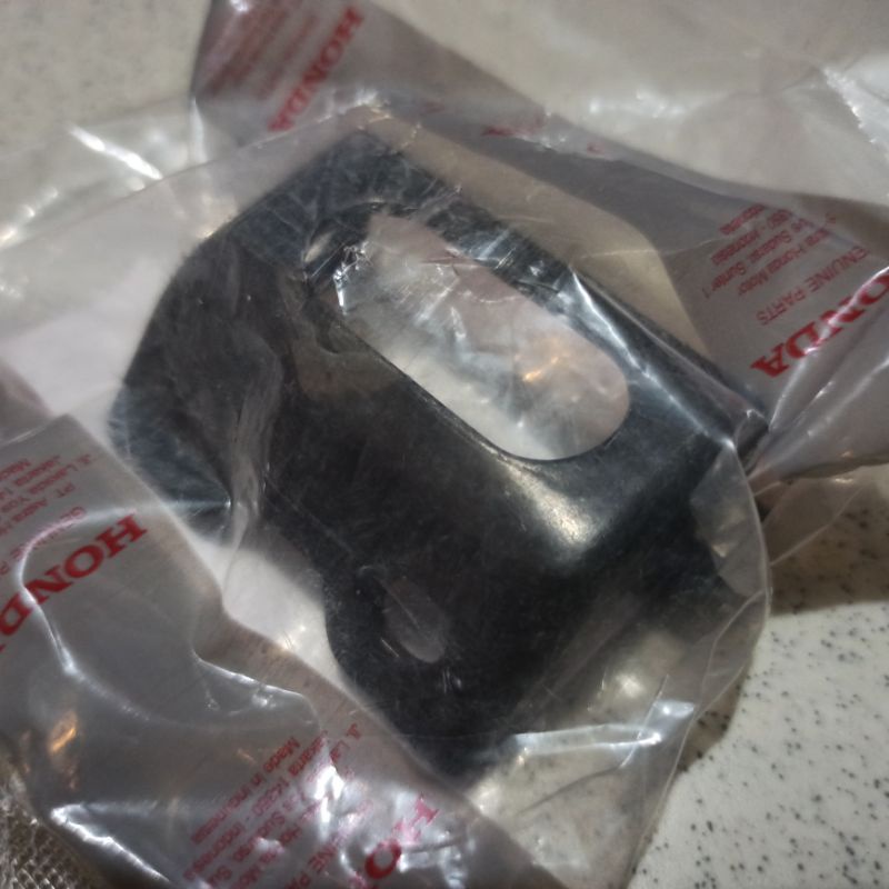 Hinge Seat Besi Plat Engsel Jok Depan Only Honda Revo Absolute Revo Absolute DX Revo Fit 77201-KWB-6