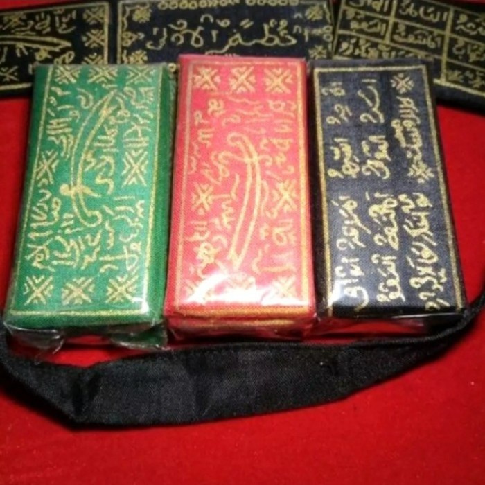 

Jual Barang Antik Sabuk Lipat Tuju Tinta Mas Berkualitas