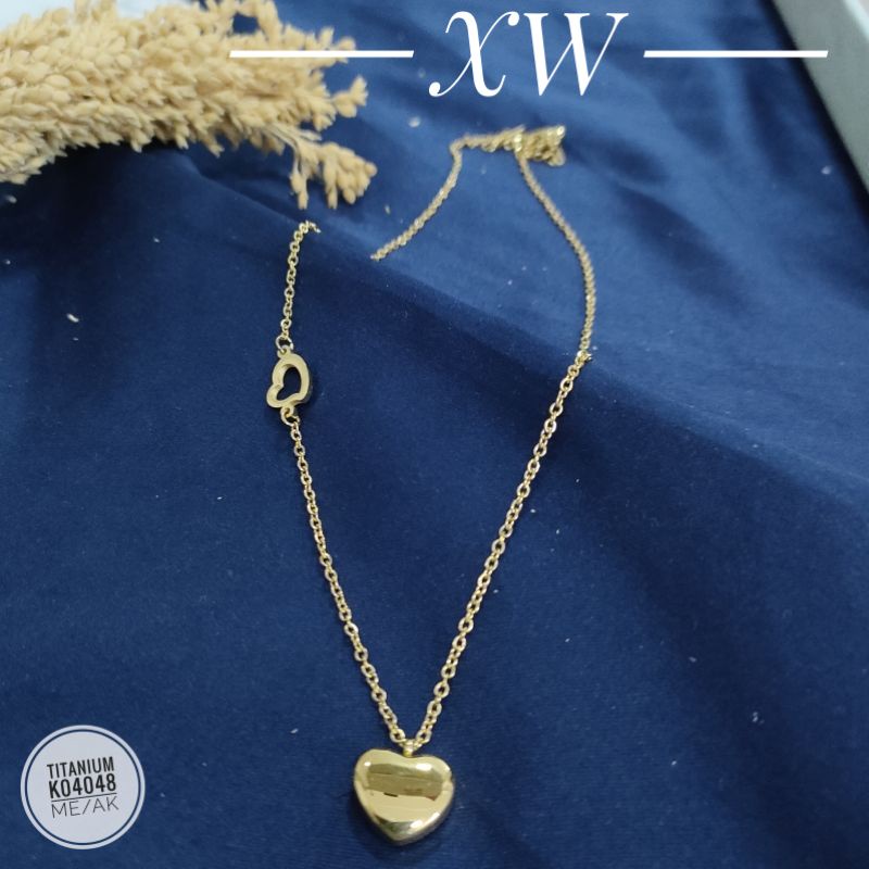 Kalung Titanium Love warna Gold K04048